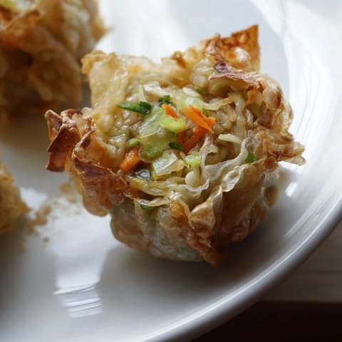 Crispy Rice Paper Dumplings